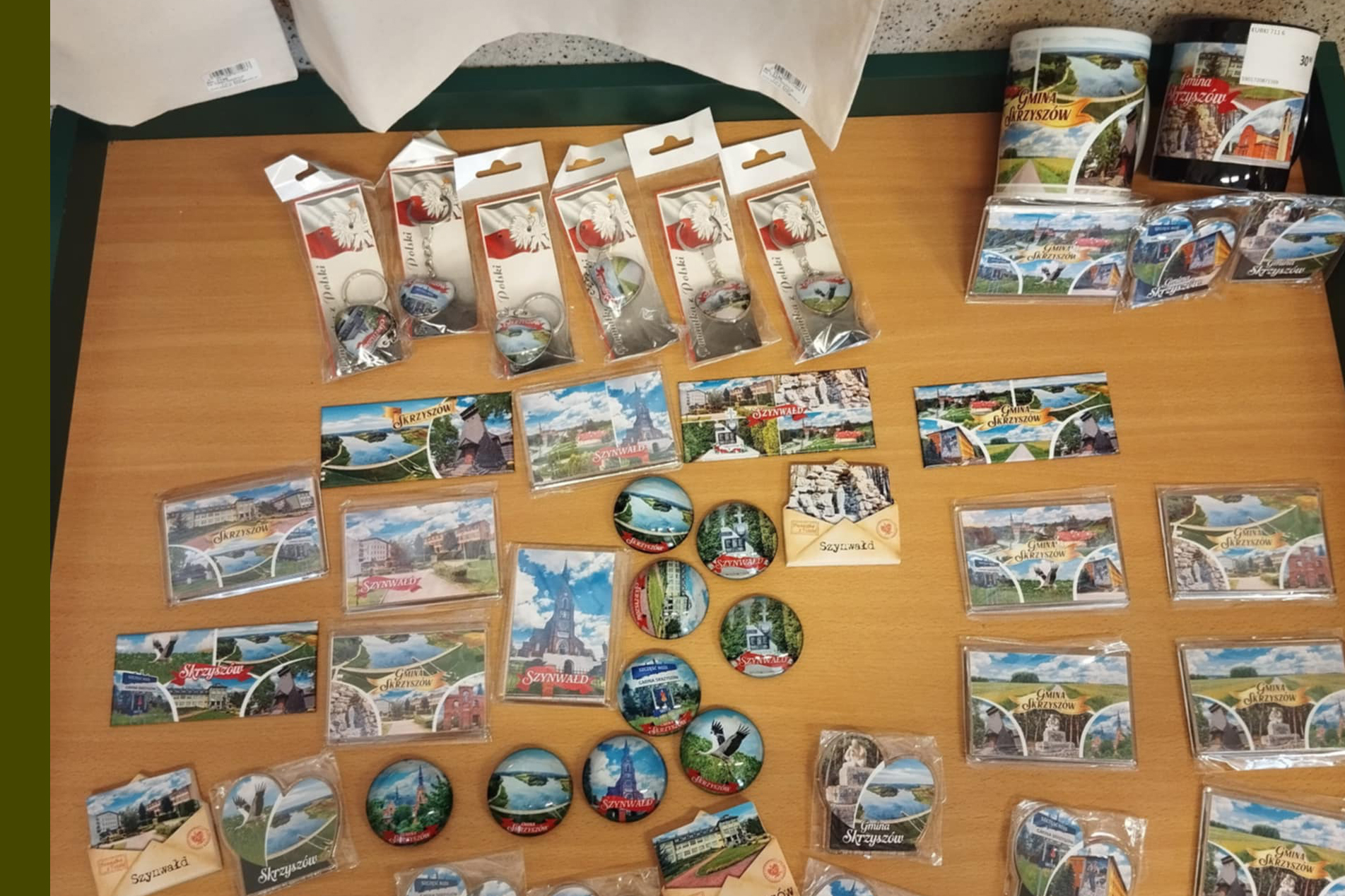 W sprzedaży gadżety gminy Skrzyszów